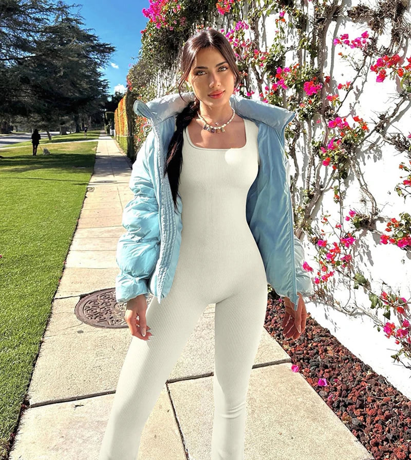 Women’s Seamless Long Sleeve Yoga Jumpsuit – Wide-Leg Stretch One-Piece Bodysuit with Waist-Shaping Fit for Workout & Everyday Wear
